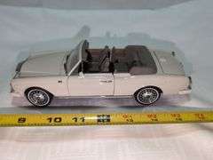 1992 ROLLS ROYCE CORNICHE IV DIECAST CAR MODEL