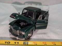 1953 CHEVROLET 3100 DIECAST PICKUP TRUCK MODEL