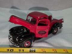 1940 FORD DIECAST PICKUP TRUCK MODEL