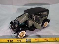 1930 FORD MODEL A TUDOR DIECAST CAR MODEL