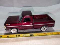 1969 FORD F100 DIECAST PICKUP TRUCK MODEL