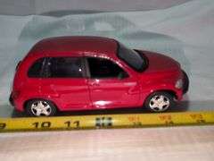 2001 CHRYSLER PT CRUISER DIECAST CAR MODEL