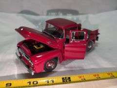 1956 FORD F-100 DIECAST PICKUP TRUCK MODEL