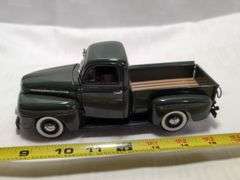 1954 FORD F-1 DIECAST PICKUP TRUCK MODEL