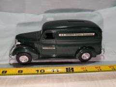 1938 CHEVROLET PANEL TRUCK DIECAST MODEL BANK