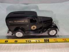 1932 FORD DELIVERY VAN DIECAST CAR MODEL BANK