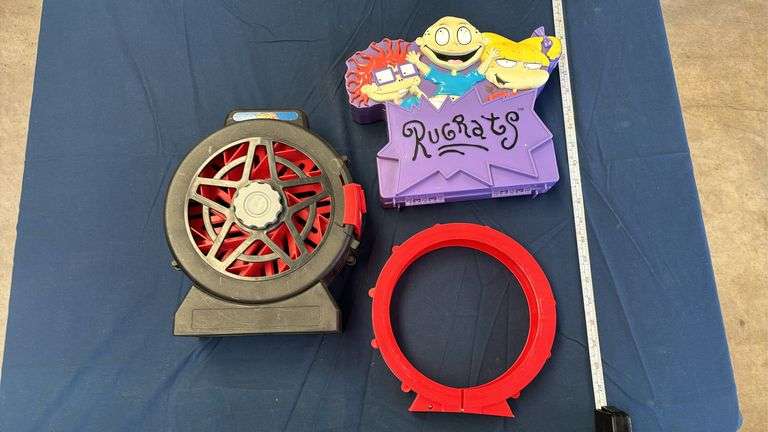HOTWHEELS CAR CARRYING CASE& RUGRATS CARRYING CASE, ETC.