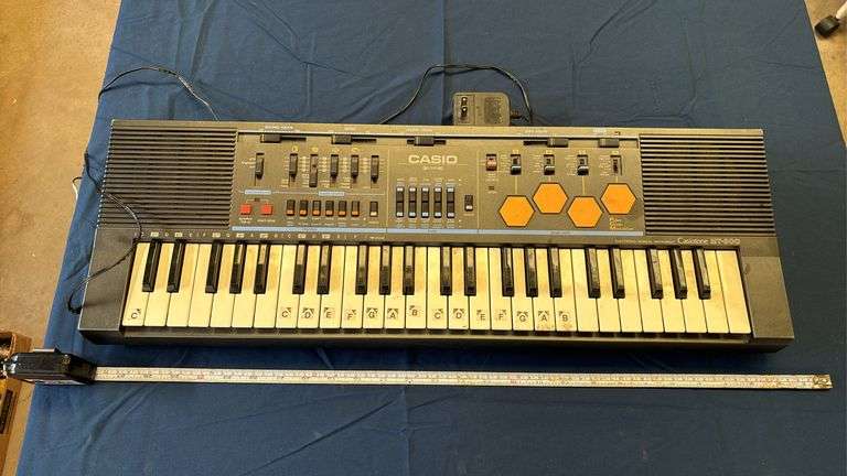 CASIO KEYBOARD (UNKNOWN)