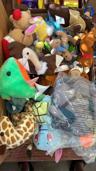 ASSORTED TY BEANIE BABIES & STUFFED ANIMALS