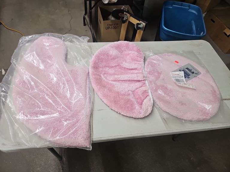 Pink Bathroom Rug Set