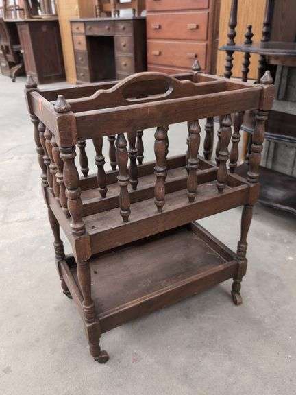 VINTAGE SPINDLE MAGAZINE RACK (24