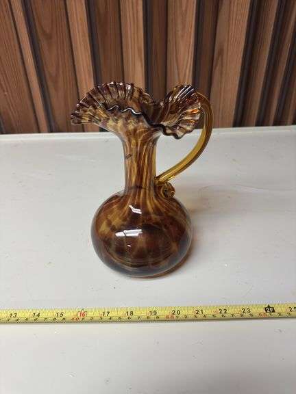 VINTAGE ART GLASS PITCHER