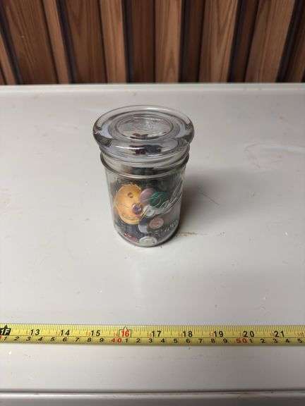 JAR OF BUTTONS