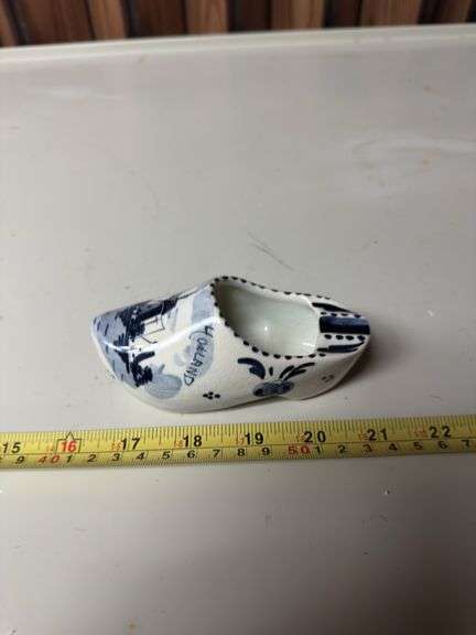 VINTAGE DELFT BLAUW HAND-PAINTED ASHTRAY