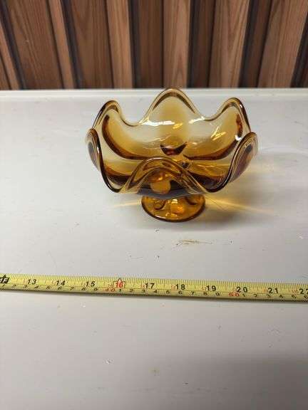 VIKING AMBER GLASS BOWL