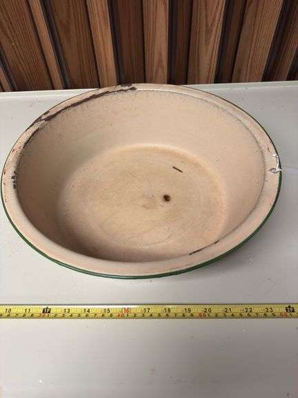 VINTAGE ENAMEL BOWL