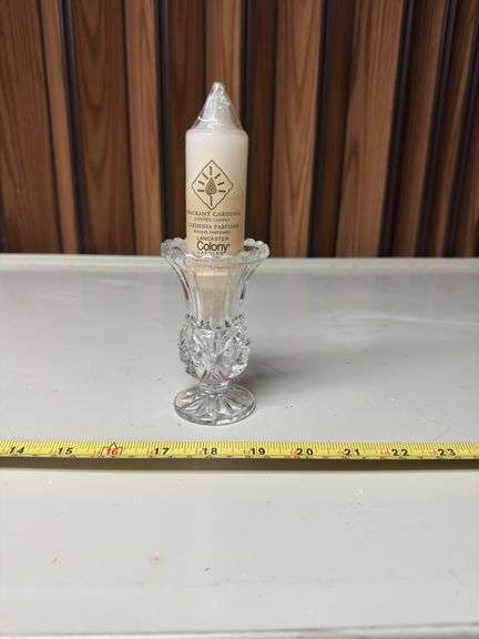 CRYSTAL CANDLE HOLDER WITH CANDLE