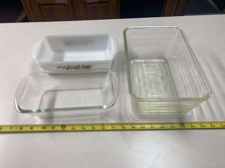(K) ASSORTED FIRE KING AND CLEAR CASSEROLE DISHES
