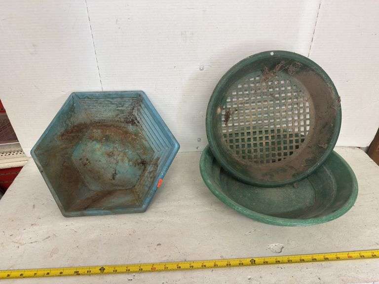 PANNING EQUIPMENT