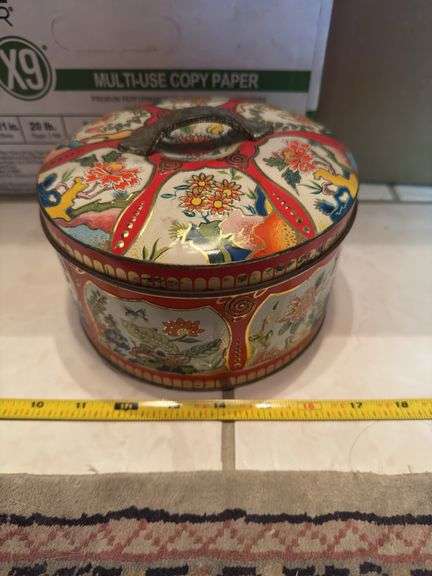 (ER) GRAY DUNN BISCUIT TIN