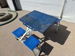 PORTABLE FOLD UP PICNIC TABLE