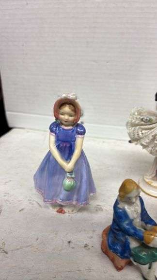 VINTAGE FIGURINES
