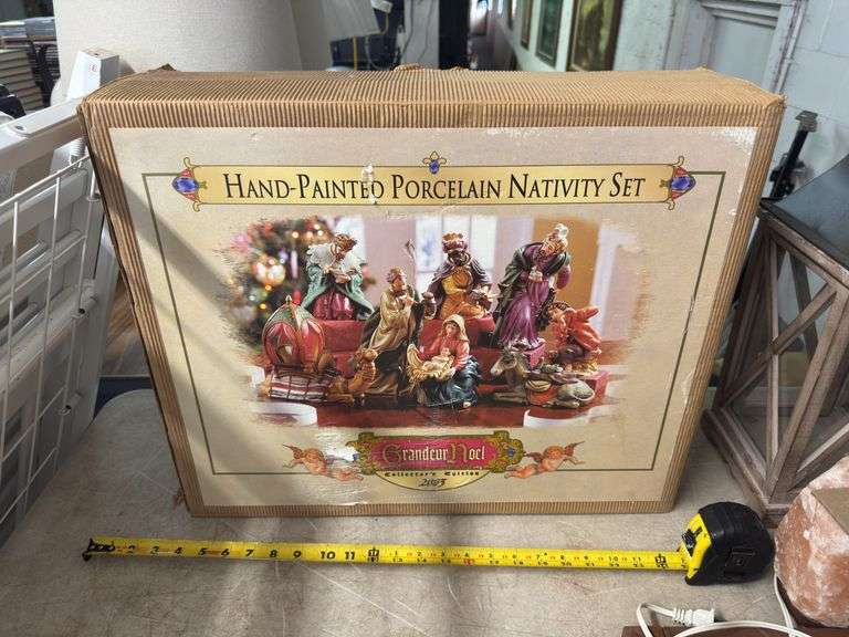 HAND-PAINTED PORCELAIN NATIVITY SET