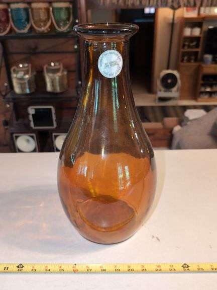 (ER) 15" TALL SAN MIGUEL GLASS VASE