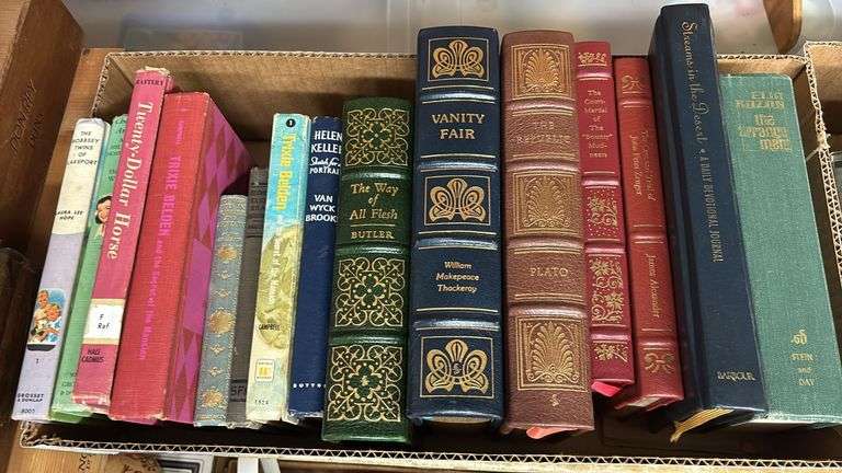 ASSORTED VINTAGE BOOKS