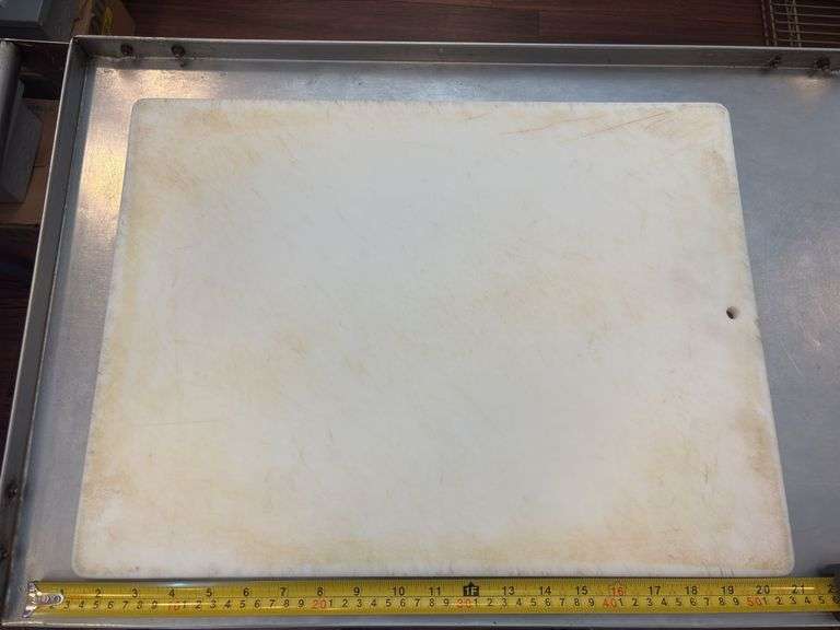 CUTTING BOARD