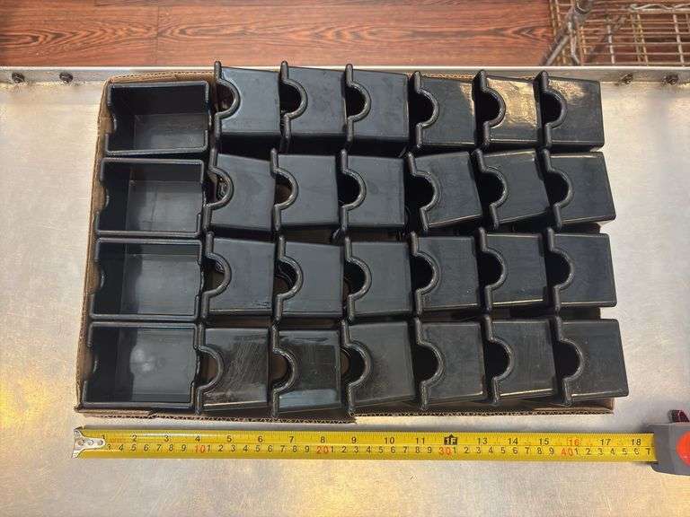 28-CT. PACKET HOLDERS