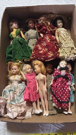 VINTAGE DOLLS