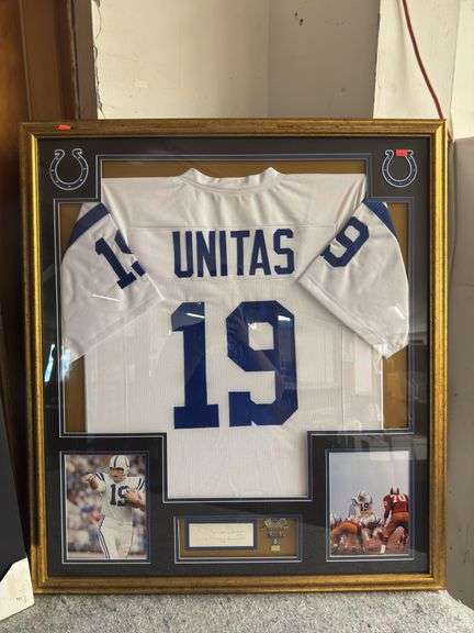 FRAMED & SIGNED JOHNNY UNITAS COLTS JERSEY
