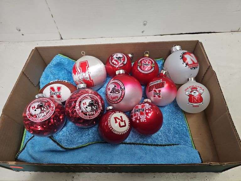 ASSORTED HUSKER ORNAMENTS