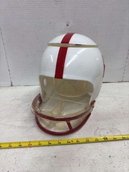 HUSKER SNACK HELMET