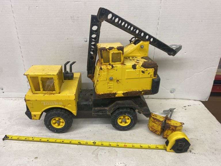 18” TONKA MIGHTY CRANE