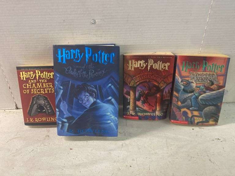 (4) HARRY POTTER BOOKS