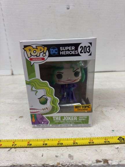 FUNKO POP DC SUPER HEROES THE JOKER 203