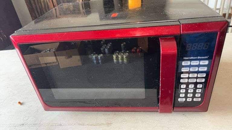 900 WATT HAMILTON BEACH MICROWAVE