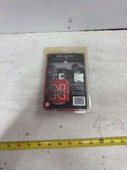 HUSKER PROPANE TANK COVER