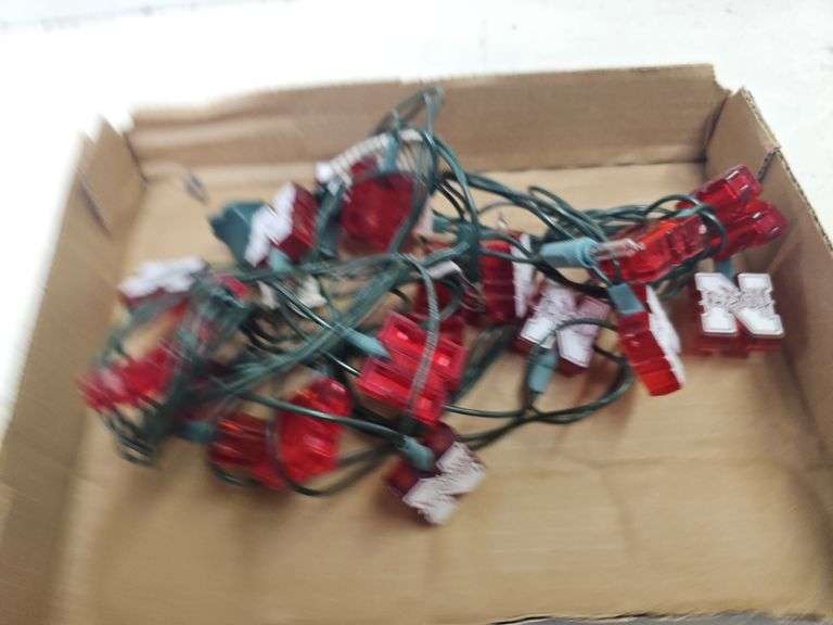 HUSLER PARTY LIGHTS (NOT LIGHTING UP)
