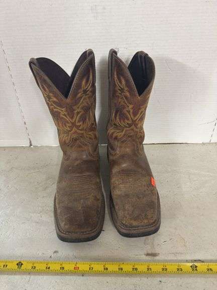 JUSTIN BOOTS SIZE 8 1/2