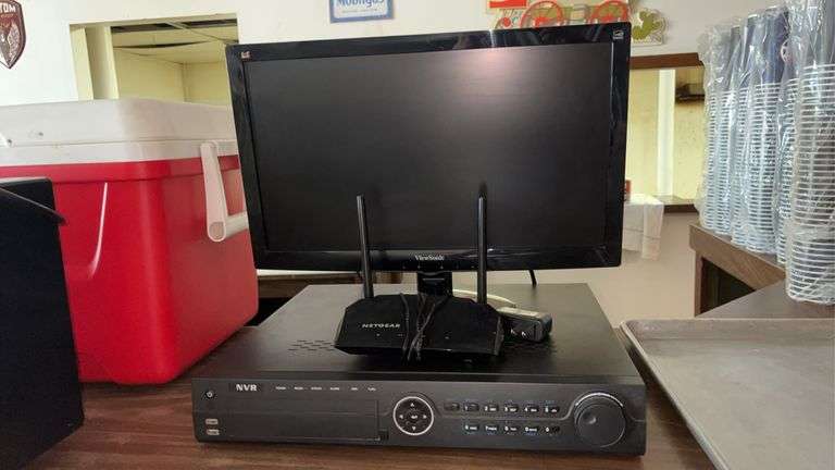 16 CHANNEL CAMERA DVR, 19”MONITOR, NET GEAR WI-FI ROUTER