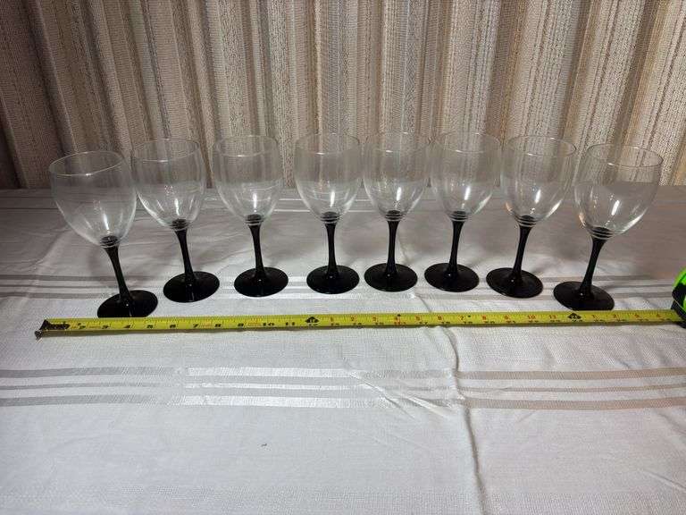 (K) 8-CT. 7”T-BLACK STEMMED WINE GLASSES