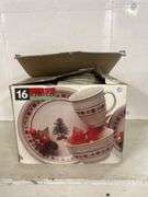 COUNTRY CROCK DINNERWARE CHRISTMAS SET