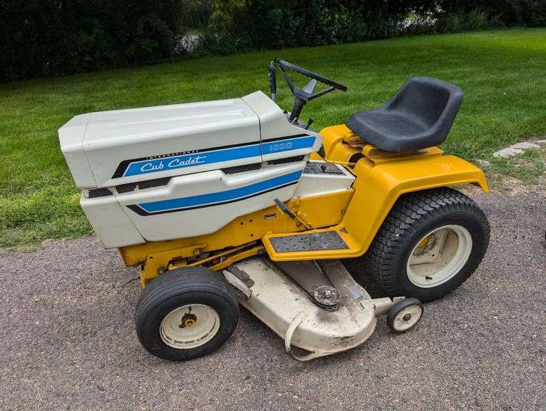 WHITE ESTATE ONLINE AUCTION 