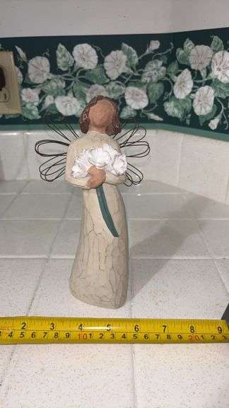 (K) 8”T WILLOW TREE FIGURINE