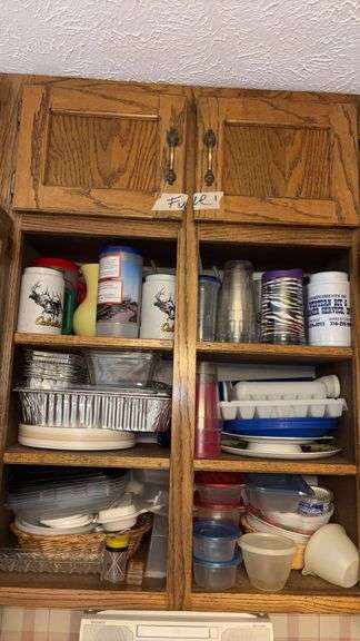 (K) ASSORTED PLASTIC CONTAINERS WITH LIDS,  PLASTIC CUPS, PAPER PLATES, ETC