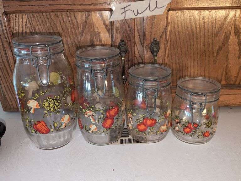 (K) 4-PC. VINTAGE MUSHROOM/PEPPER GLASS CANISTER SET
