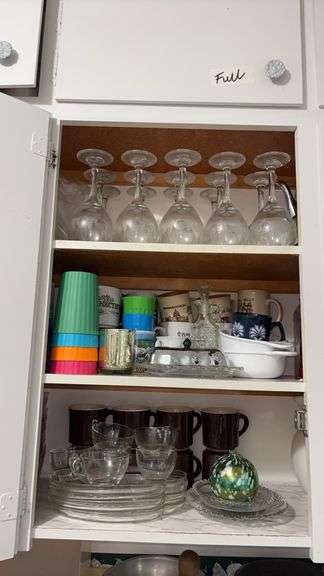 (K) LOT OF ASSORTED GOBLETS, CUPS, GLASSES, BUTTER DISH, SNACK TRAYS WITH CUPS, ETC.